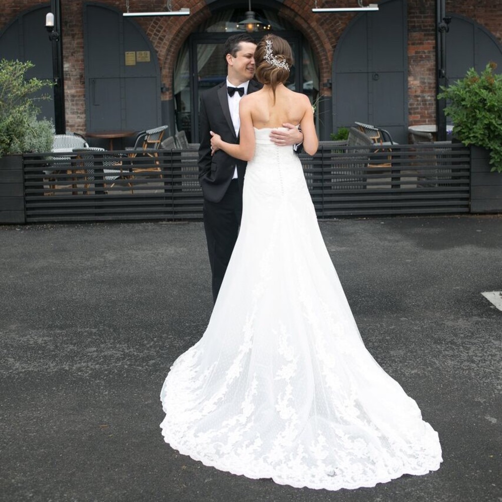 Pronovias wedding dress size 2-4